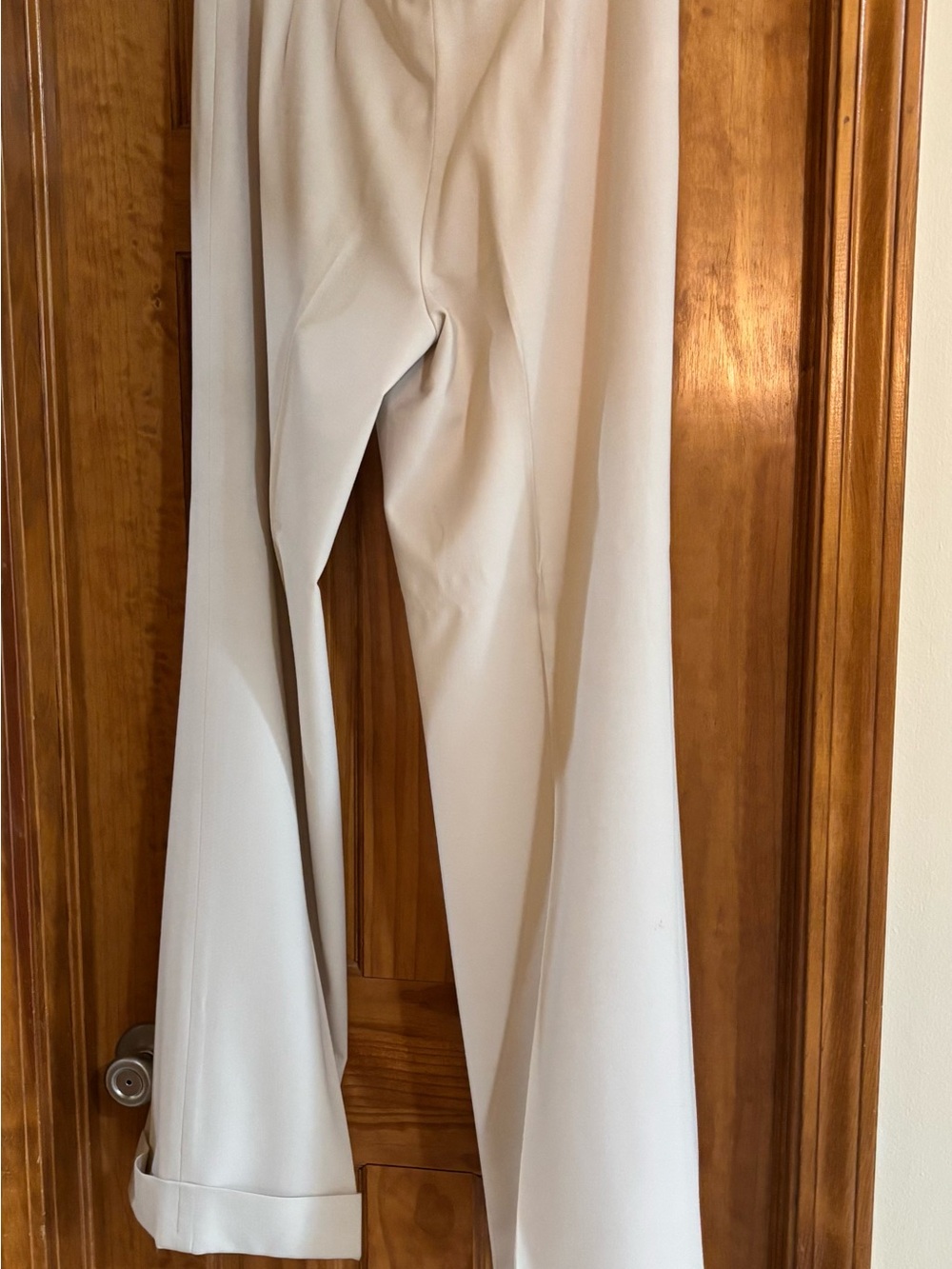 Ann Taylor Loft - elegant Women's Cream Wide-Leg Dress Pants - Picture 6 of 10